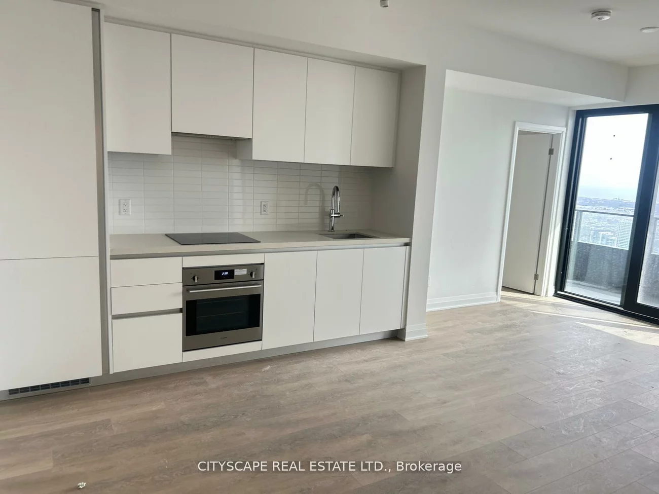 4015, The Exchange, City Centre, Mississauga