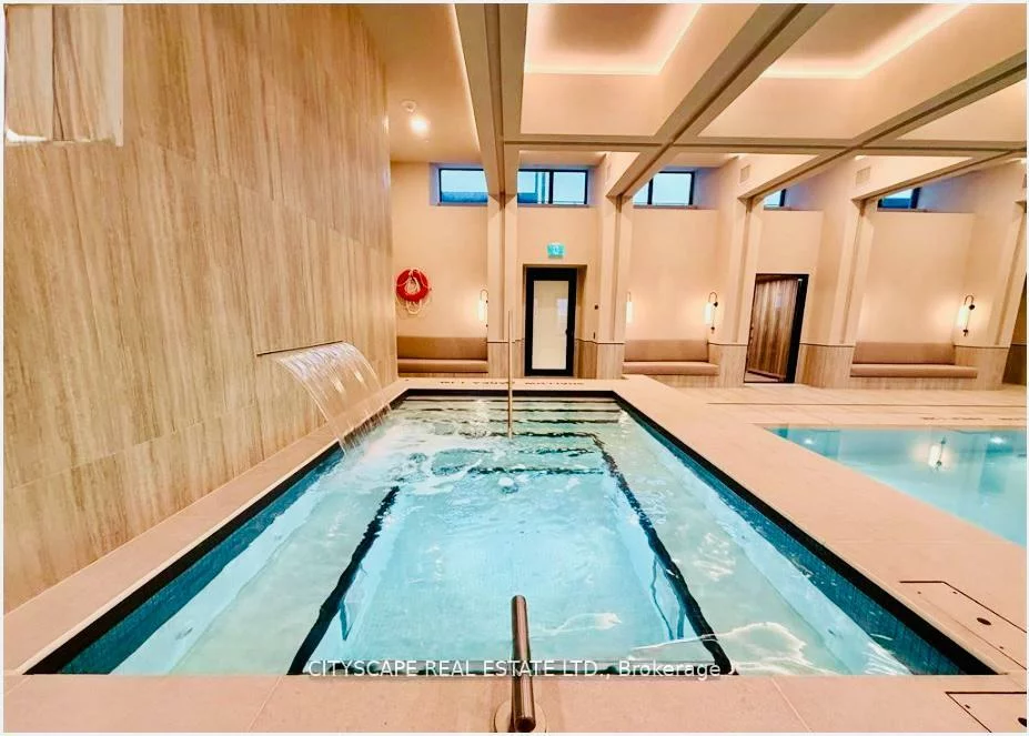 4015, The Exchange, City Centre, Mississauga