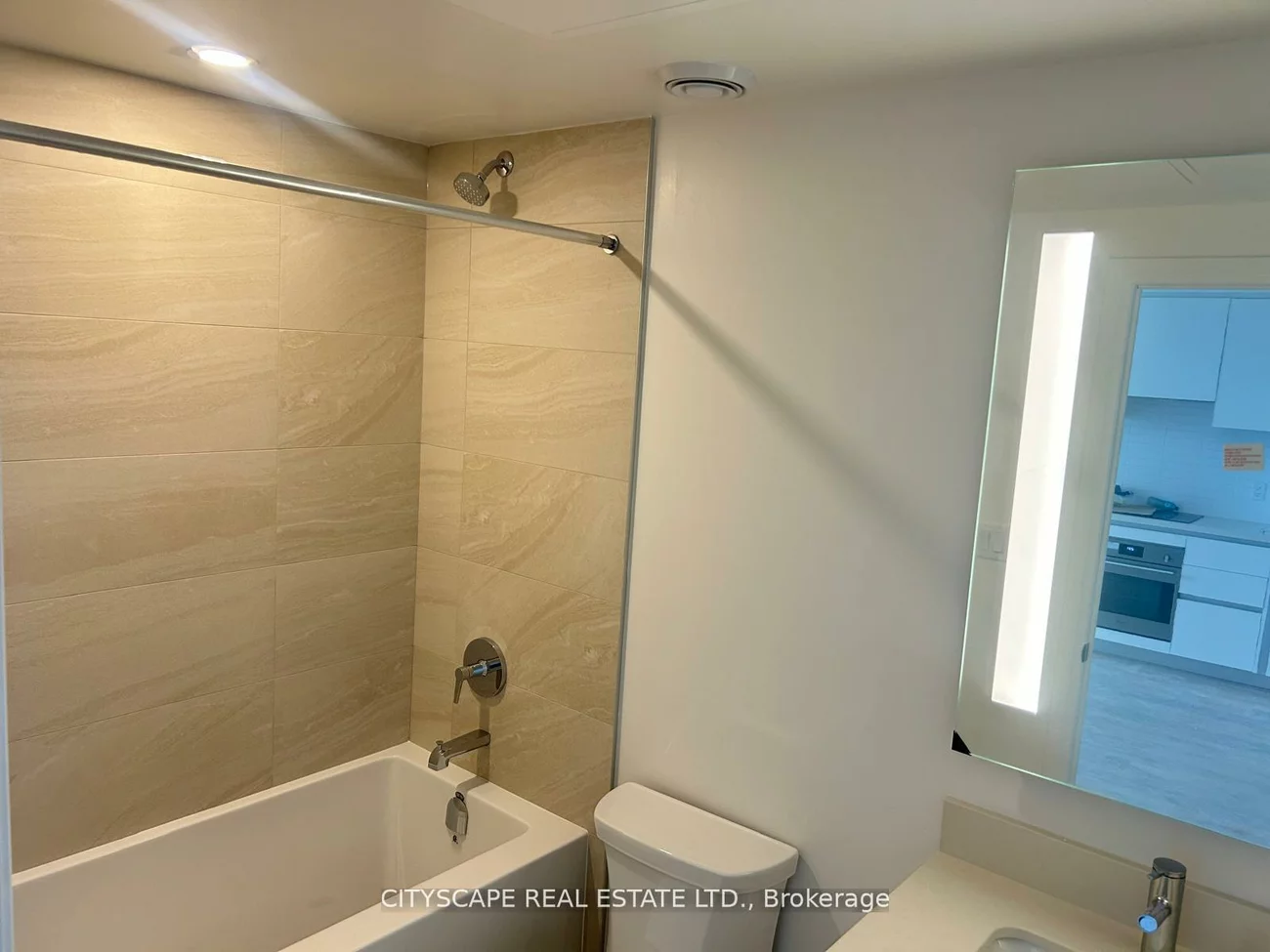 4015, The Exchange, City Centre, Mississauga