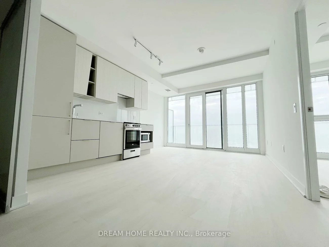 3900, Confederation, City Centre, Mississauga