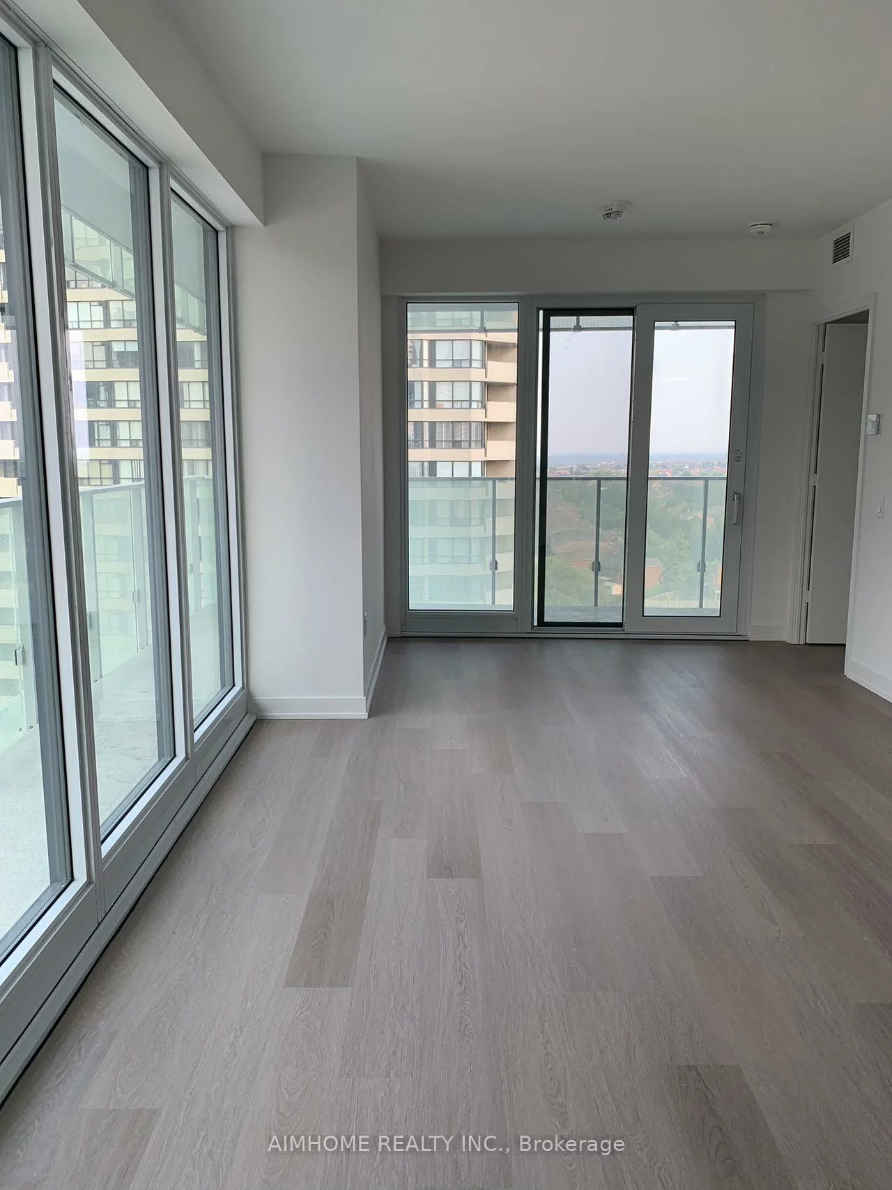 3883, Quartz, City Centre, Mississauga