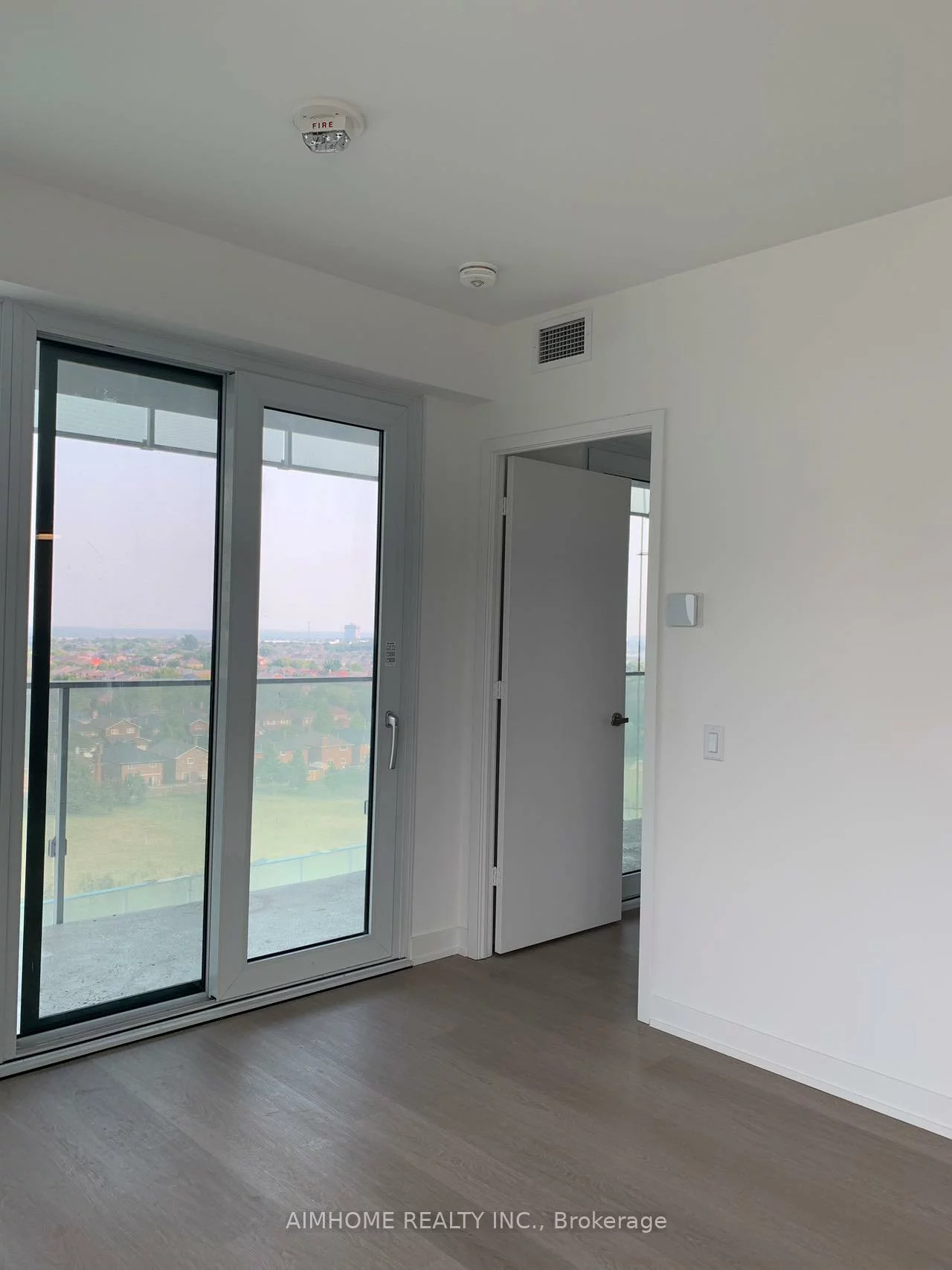 3883, Quartz, City Centre, Mississauga