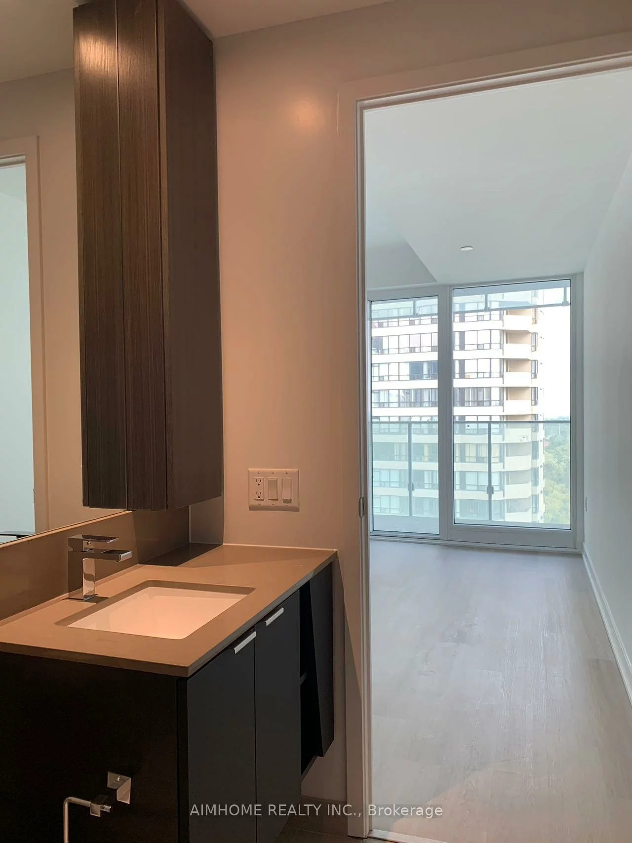 3883, Quartz, City Centre, Mississauga