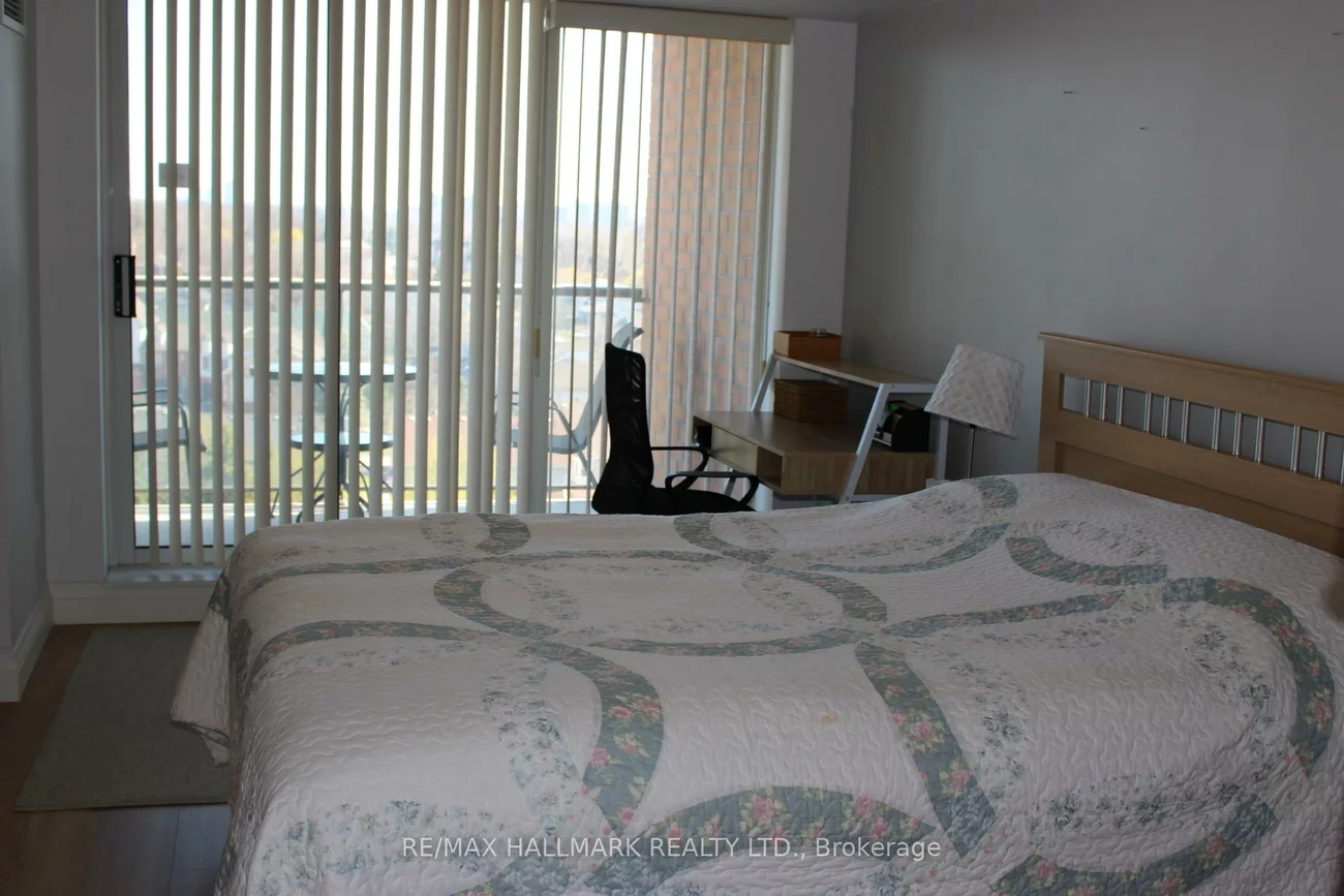 1140, Parkwest, Lakeview, Mississauga