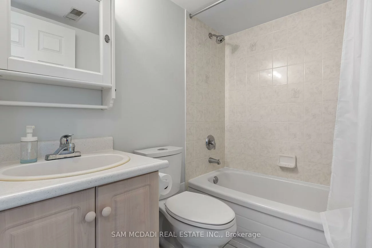 32, Tannery, Streetsville, Mississauga