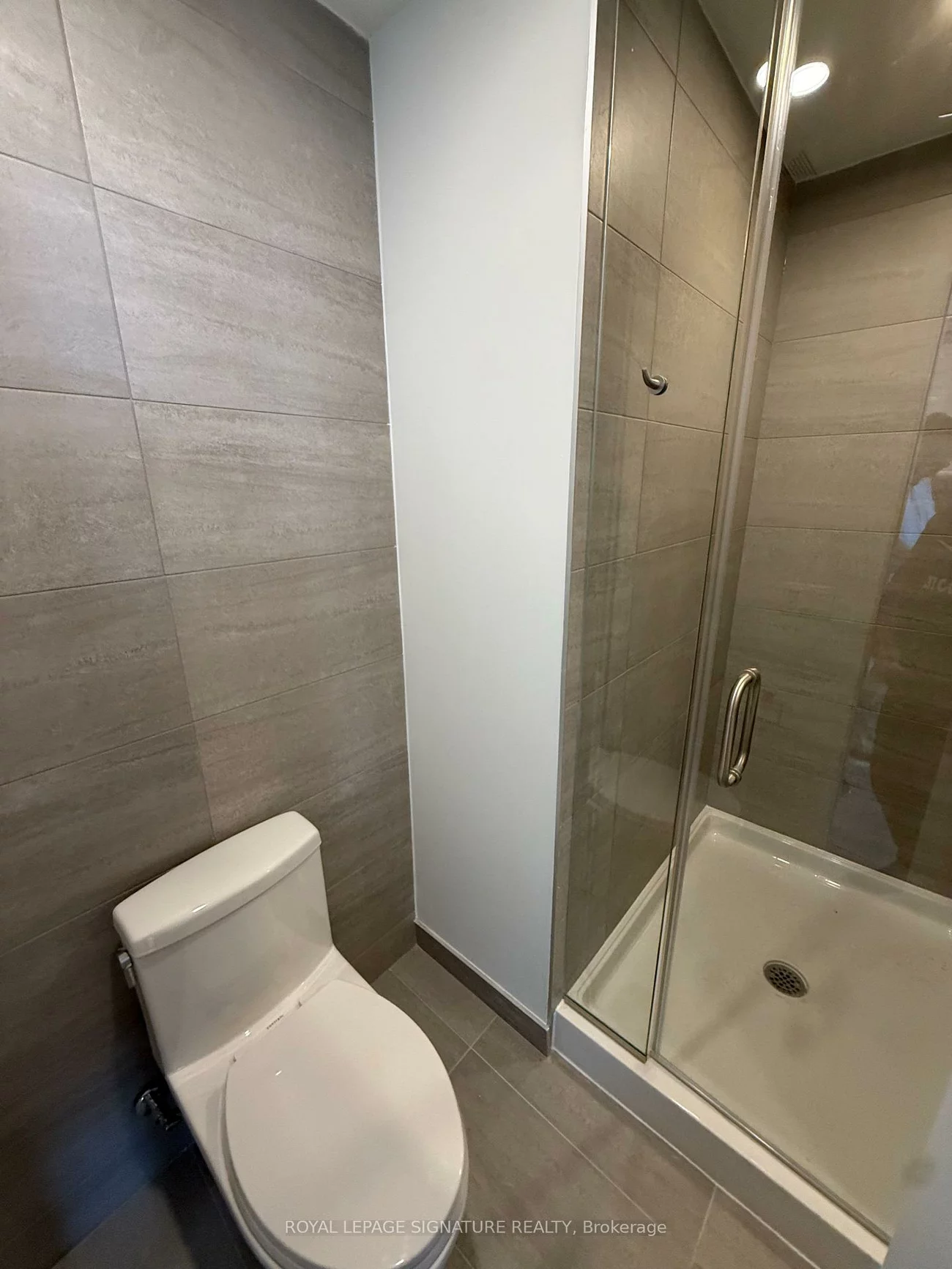 1, Fairview, Mississauga Valleys, Mississauga