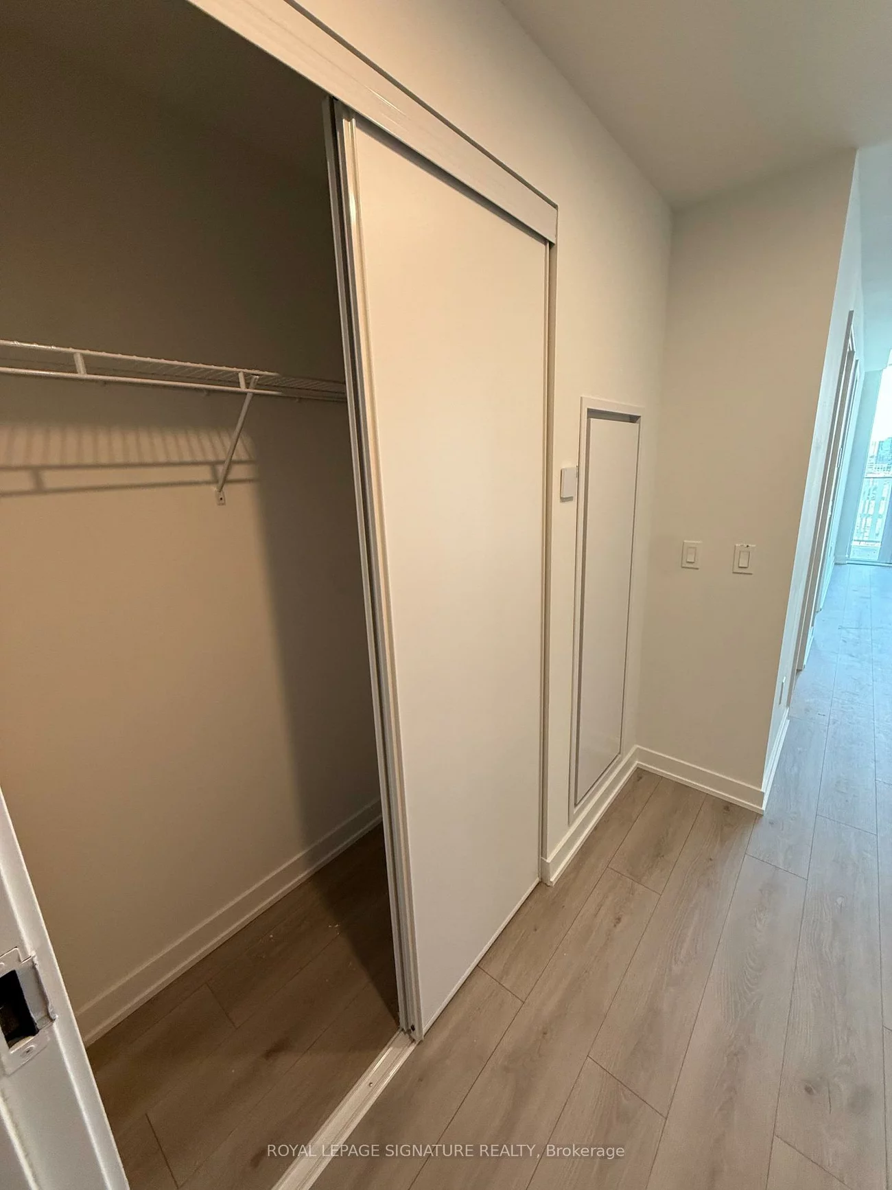 1, Fairview, Mississauga Valleys, Mississauga