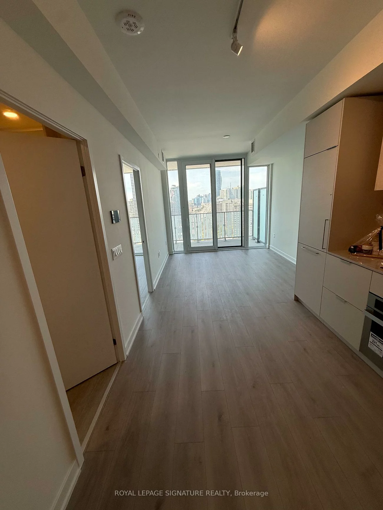 1, Fairview, Mississauga Valleys, Mississauga