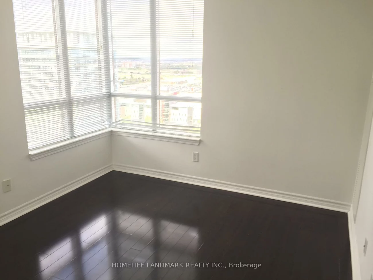 388, Prince Of Wales, City Centre, Mississauga