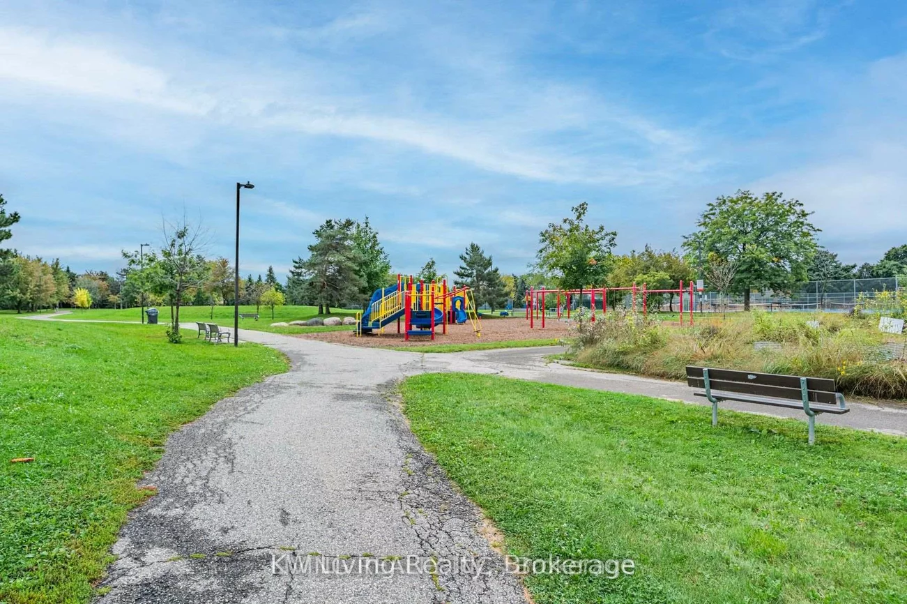 6625, Falconer, Streetsville, Mississauga