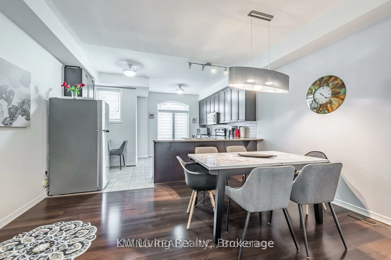 6625, Falconer, Streetsville, Mississauga