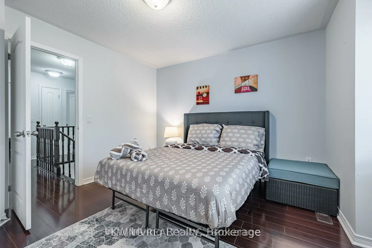 6625, Falconer, Streetsville, Mississauga