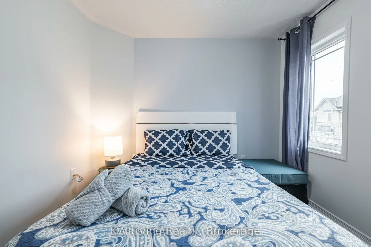 6625, Falconer, Streetsville, Mississauga