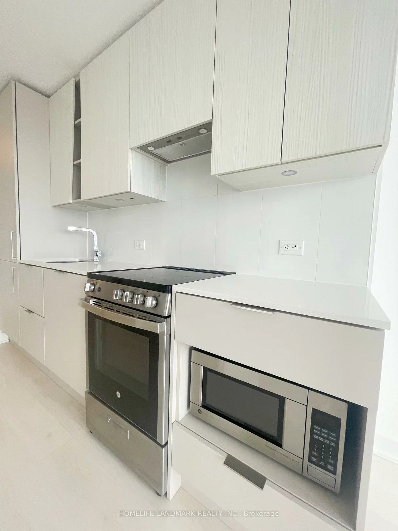 3900, Confederation, City Centre, Mississauga