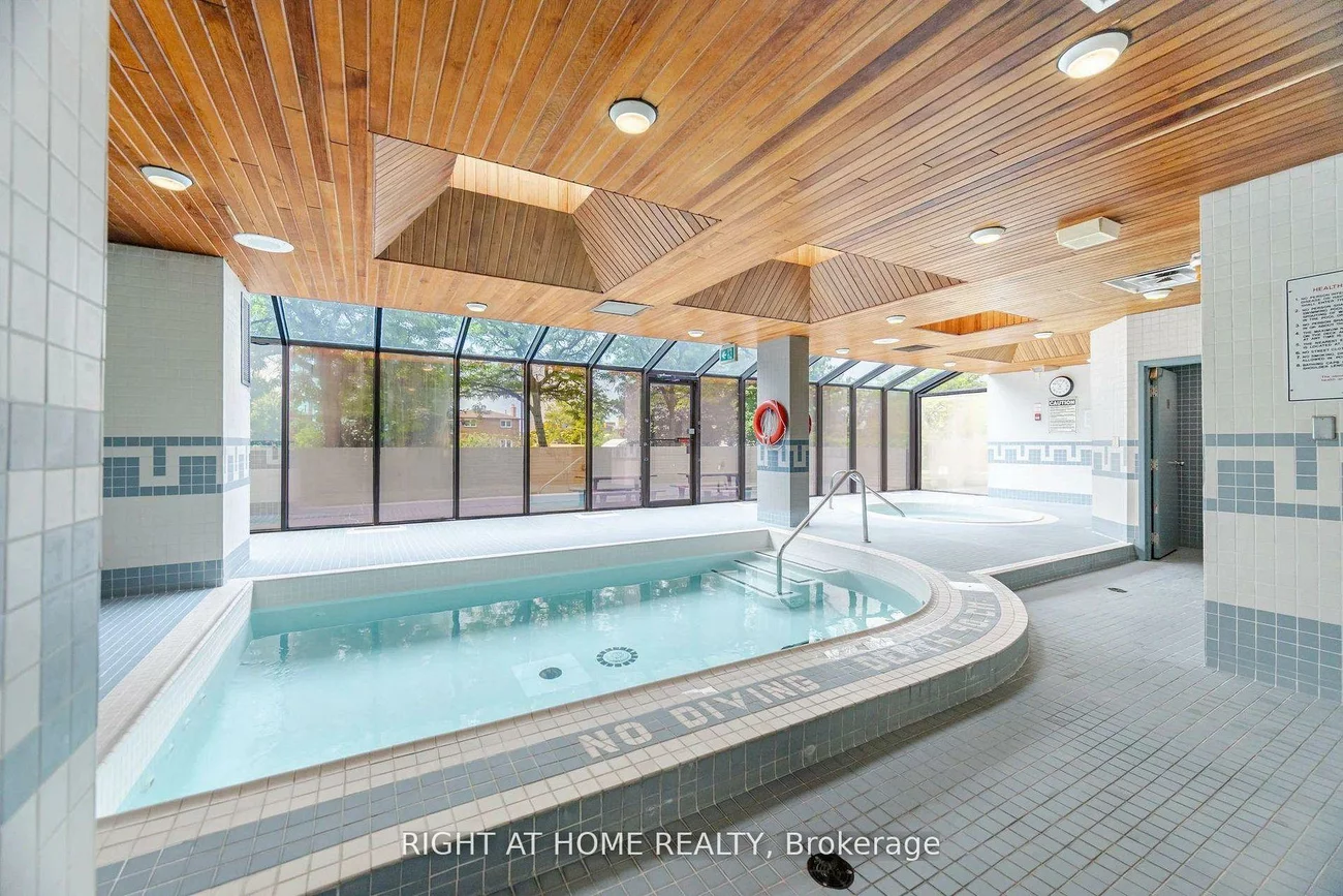 1360, Rathburn, Rathwood, Mississauga