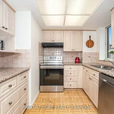 1360, Rathburn, Rathwood, Mississauga