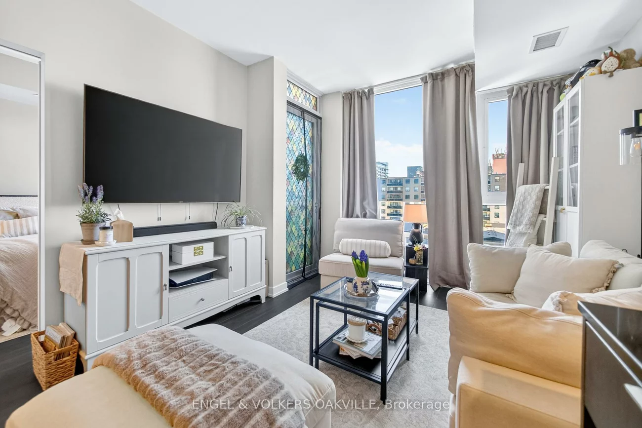 28, Ann, Port Credit, Mississauga