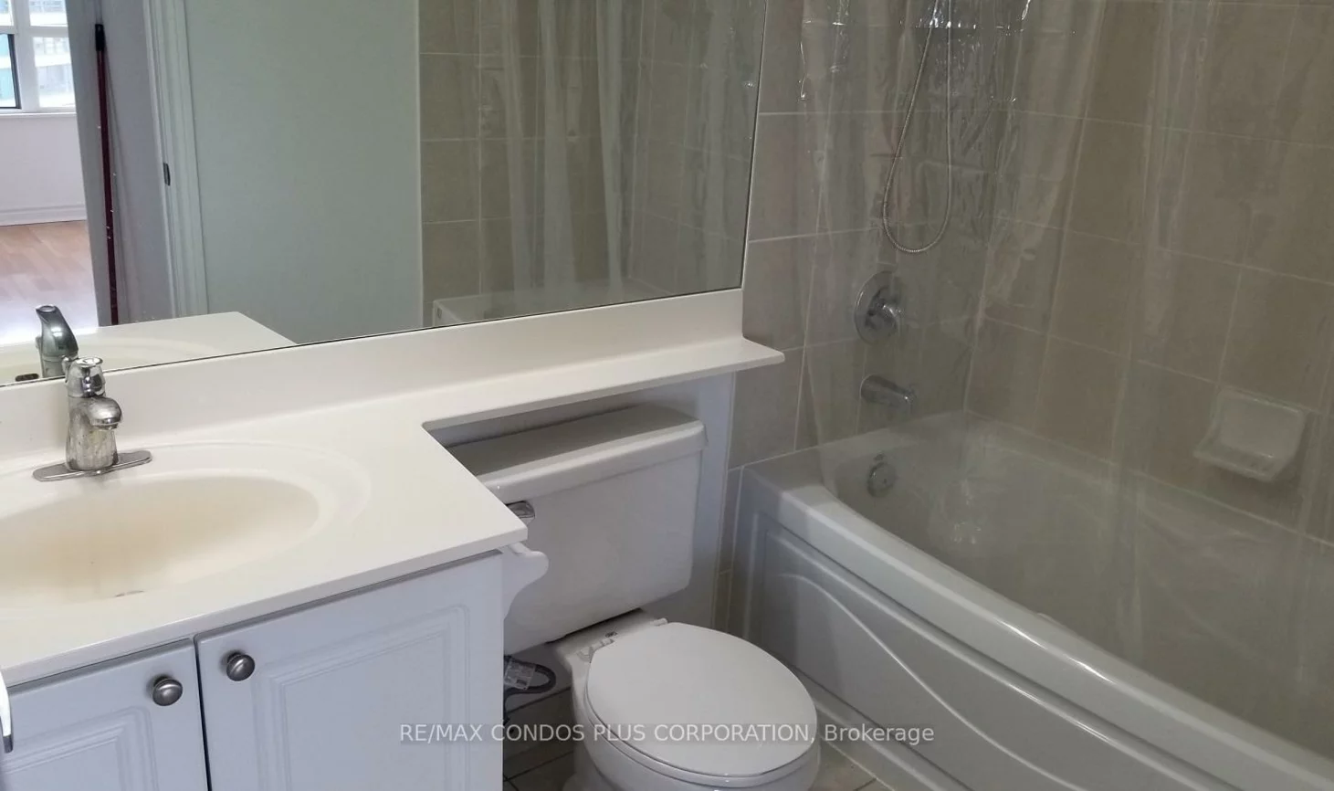 3880, Duke Of York, City Centre, Mississauga