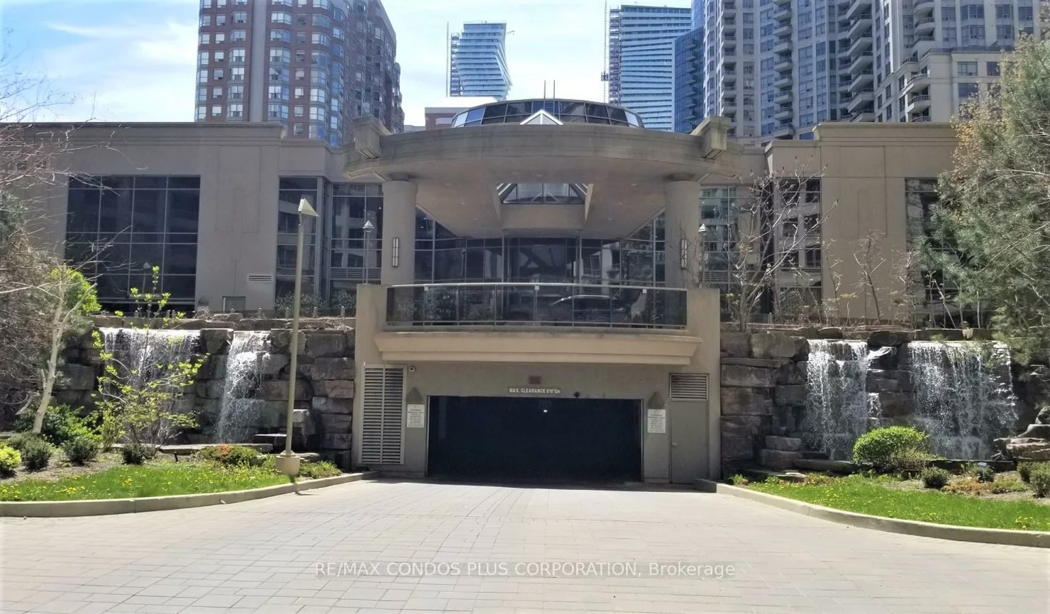 3880, Duke Of York, City Centre, Mississauga