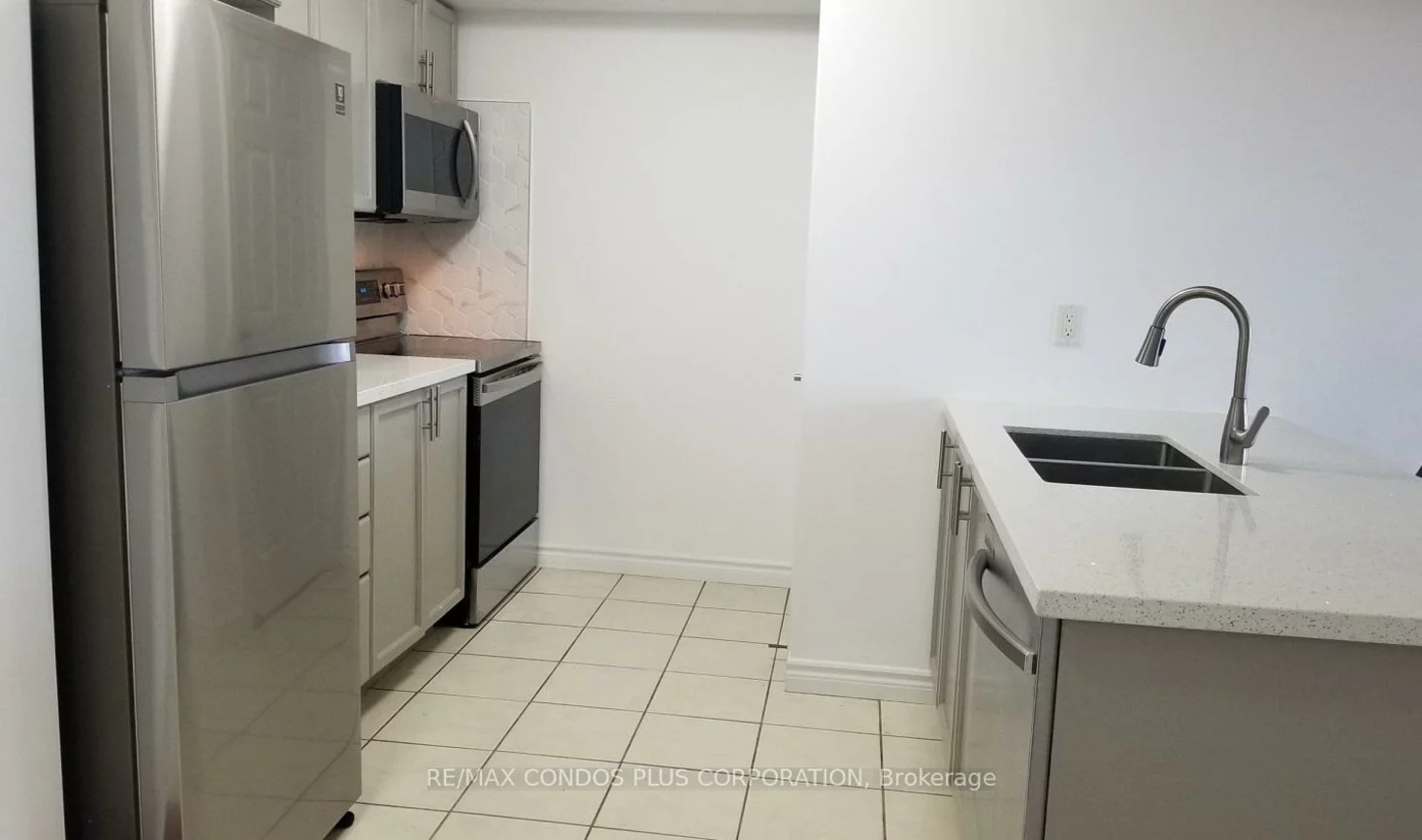 3880, Duke Of York, City Centre, Mississauga