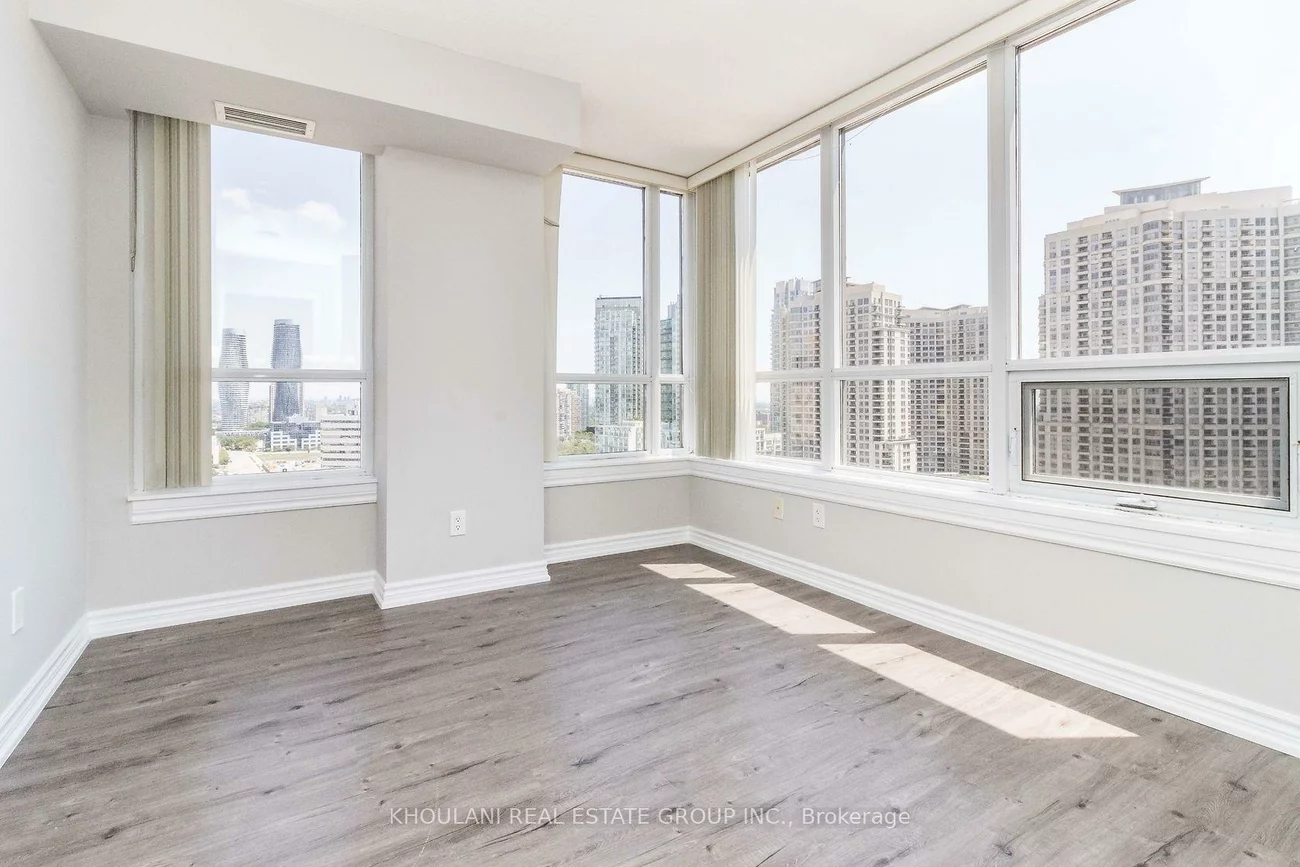 4080, Living Arts, City Centre, Mississauga