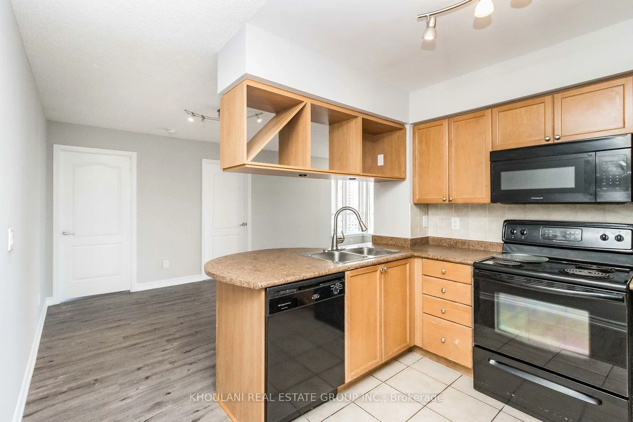 4080, Living Arts, City Centre, Mississauga