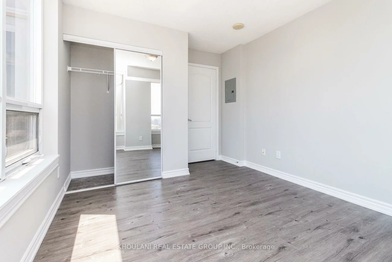 4080, Living Arts, City Centre, Mississauga