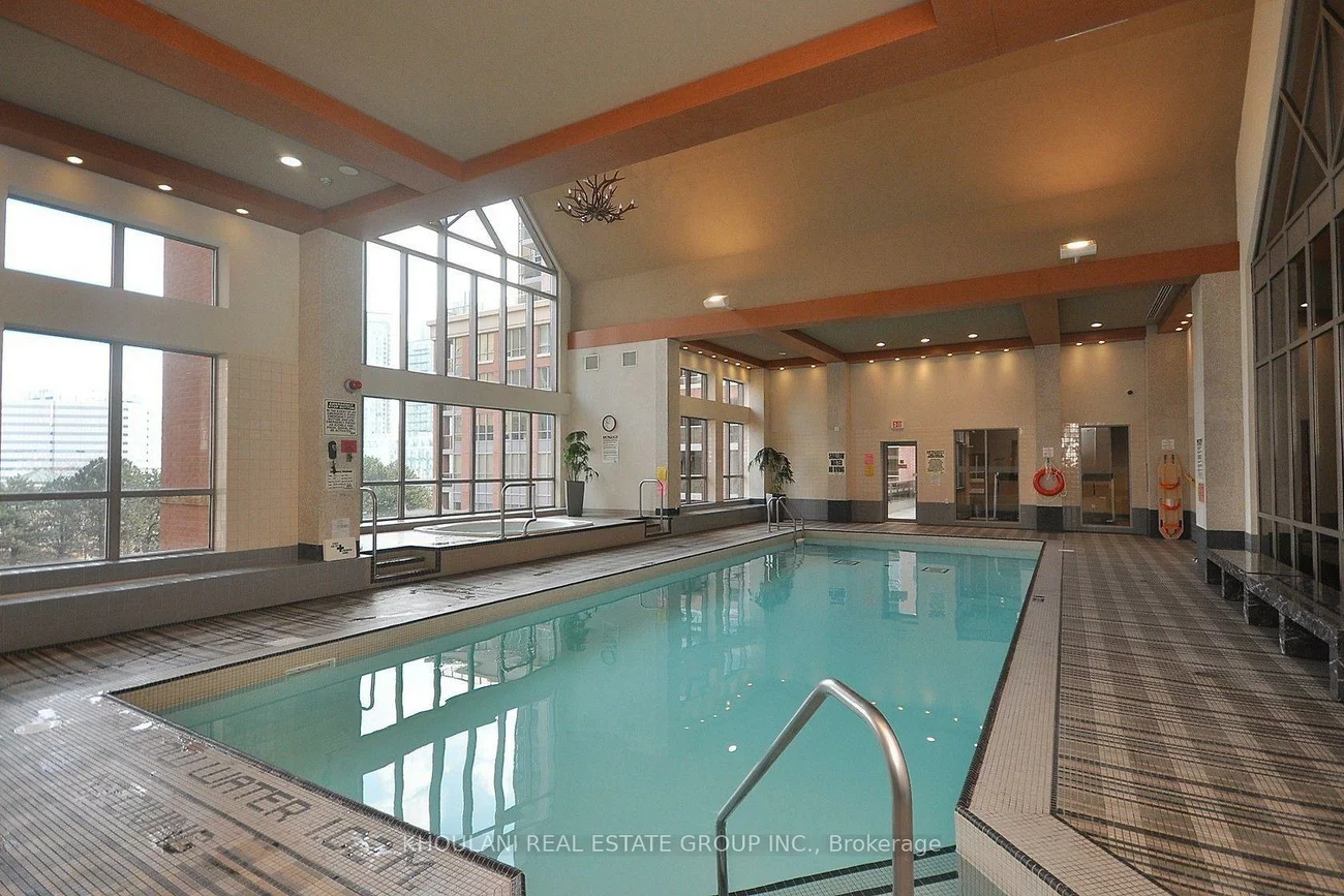 4080, Living Arts, City Centre, Mississauga