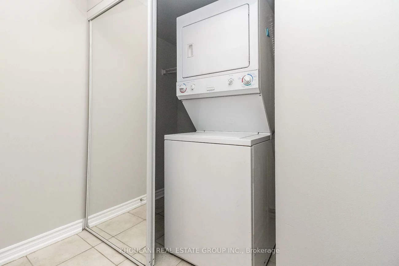 4080, Living Arts, City Centre, Mississauga