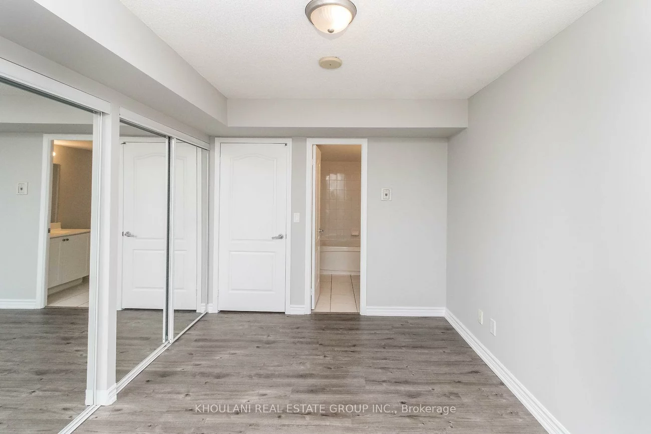 4080, Living Arts, City Centre, Mississauga