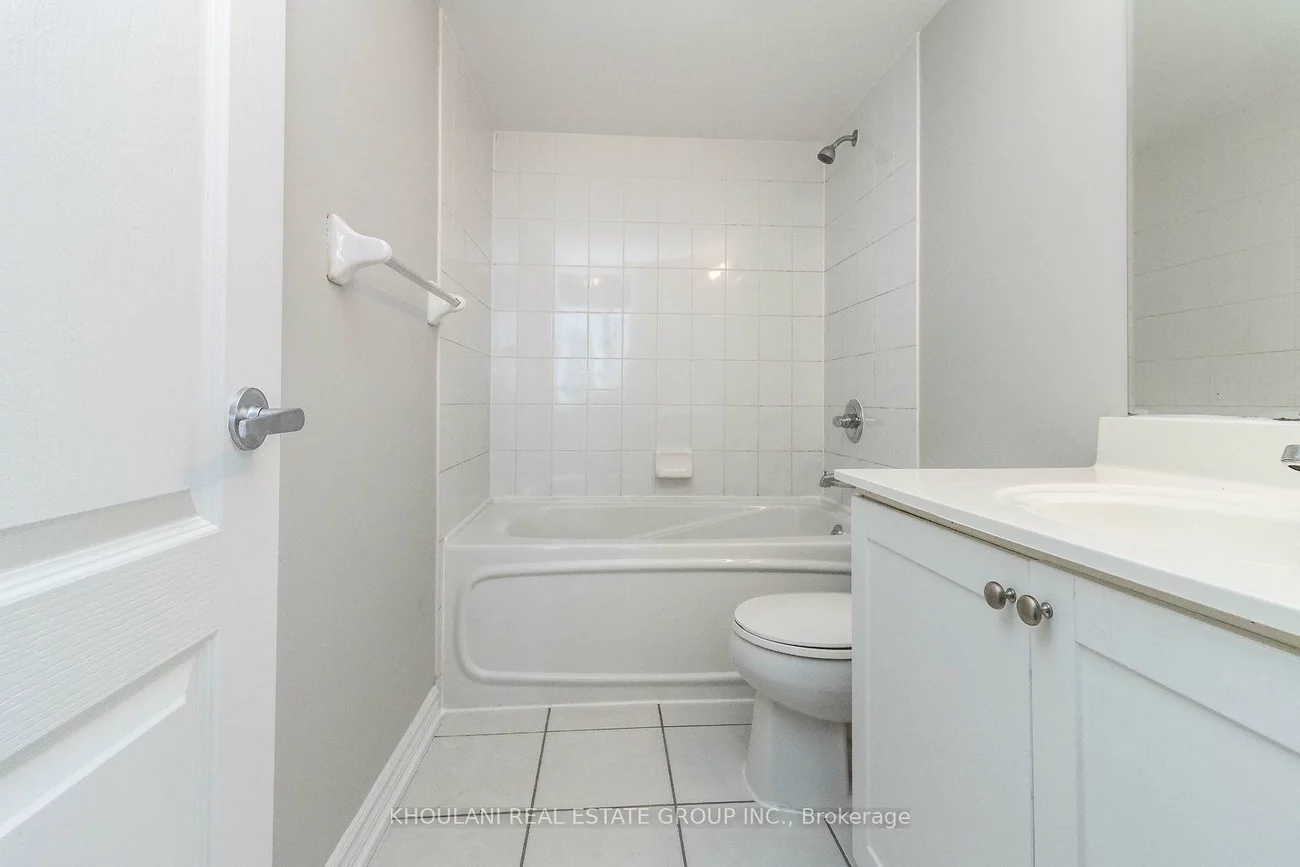 4080, Living Arts, City Centre, Mississauga