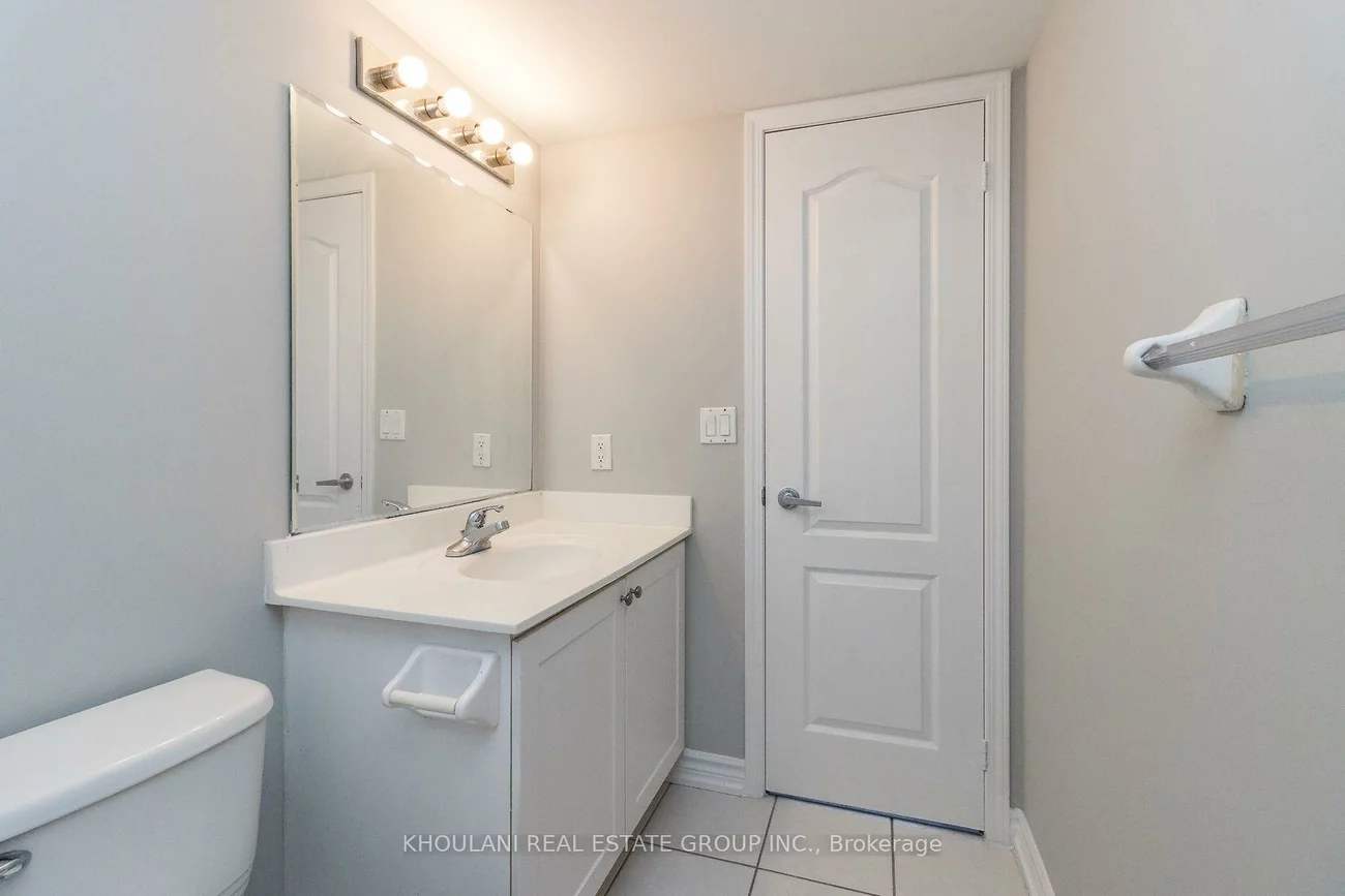 4080, Living Arts, City Centre, Mississauga