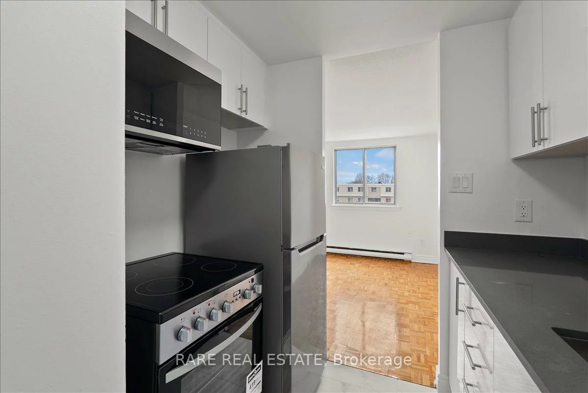 7555, Goreway, Malton, Mississauga