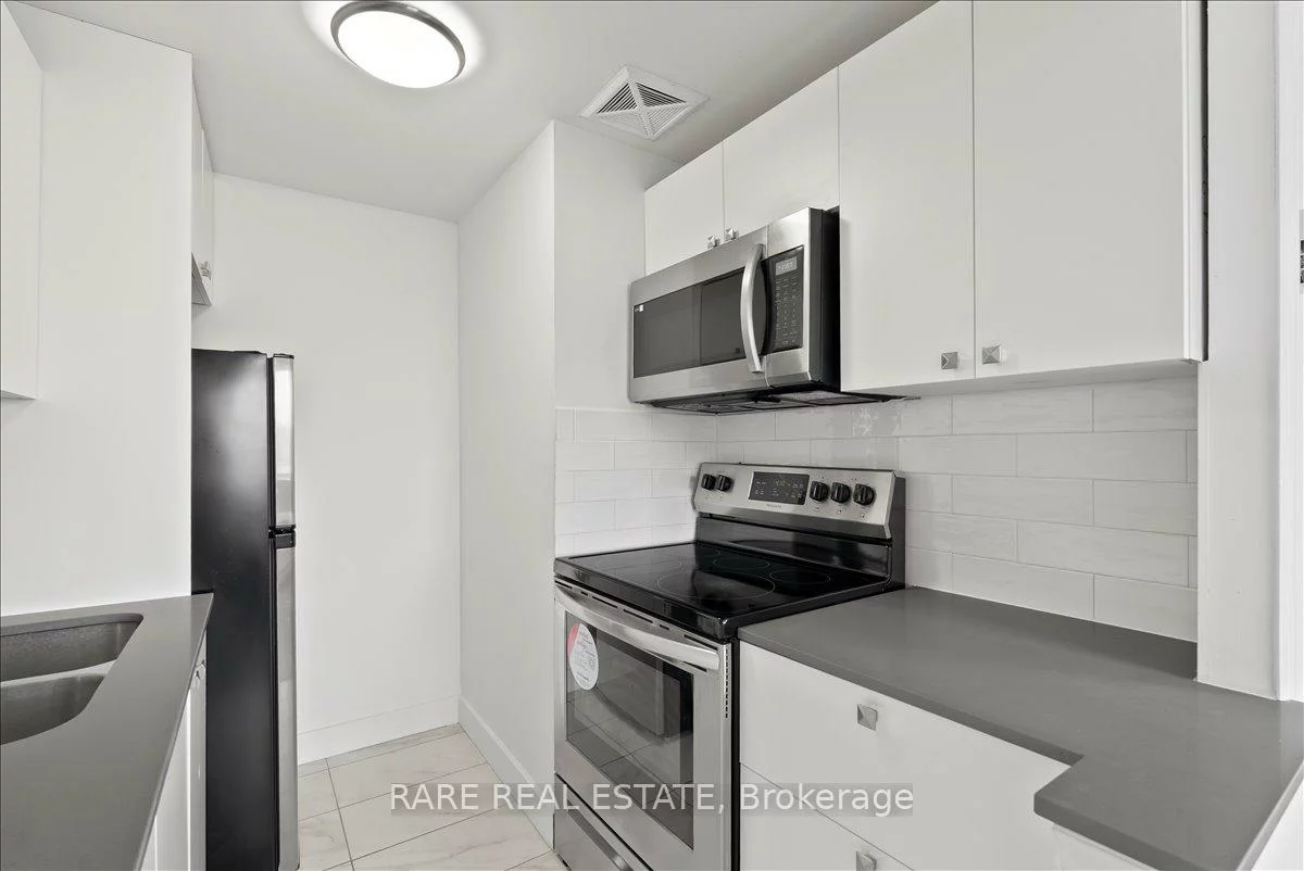 7555, Goreway, Malton, Mississauga