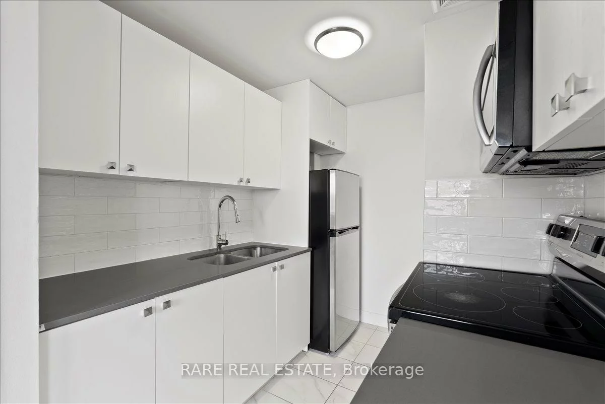 7555, Goreway, Malton, Mississauga