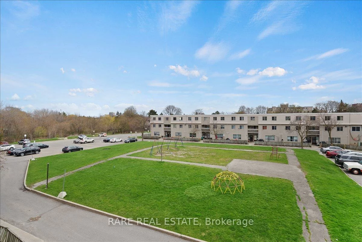 7555, Goreway, Malton, Mississauga