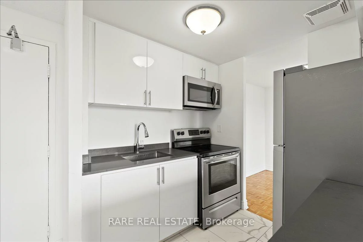 7555, Goreway, Malton, Mississauga