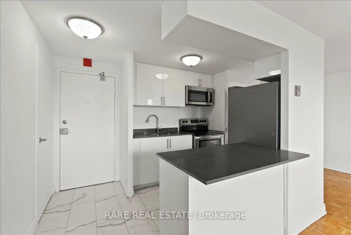 7555, Goreway, Malton, Mississauga