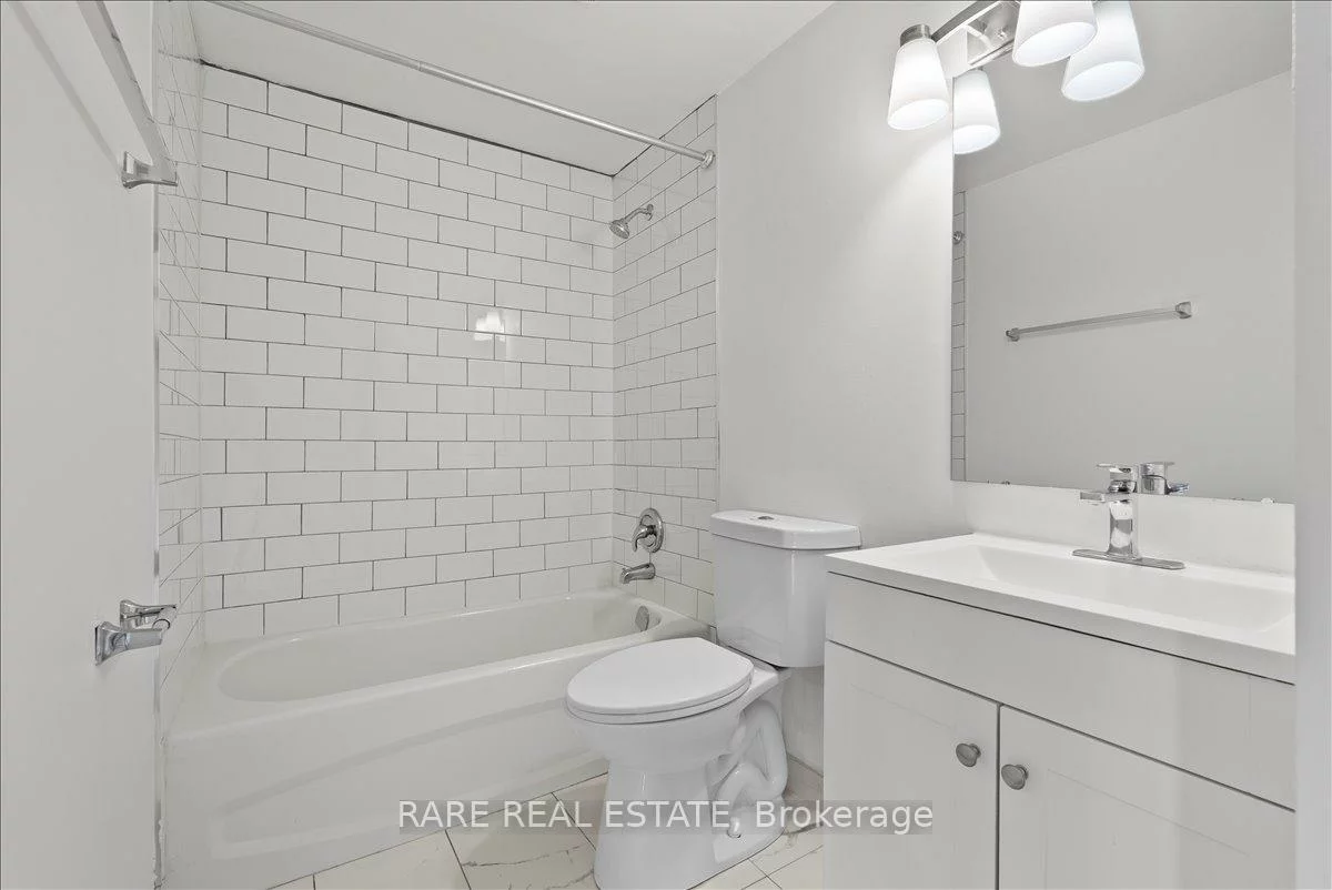 7555, Goreway, Malton, Mississauga