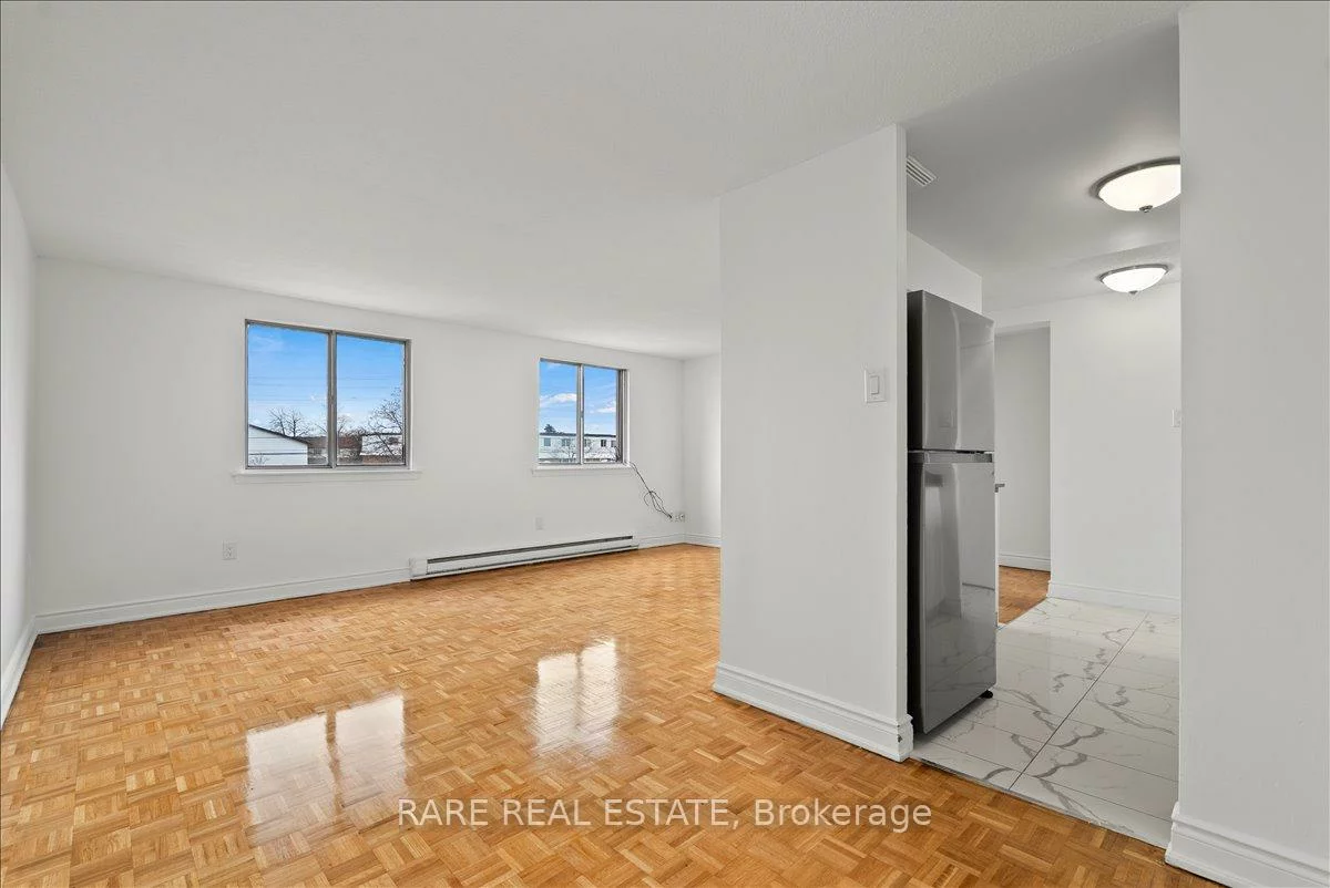 7555, Goreway, Malton, Mississauga