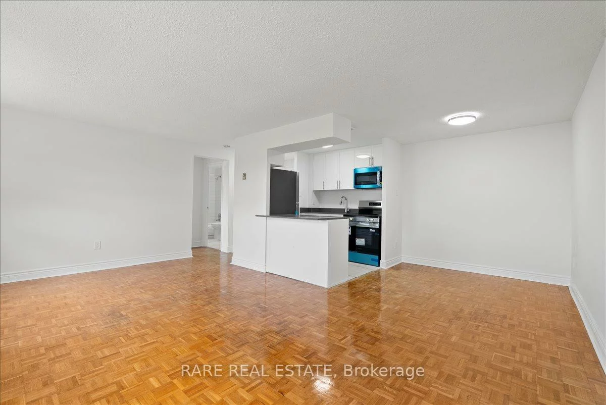 7555, Goreway, Malton, Mississauga