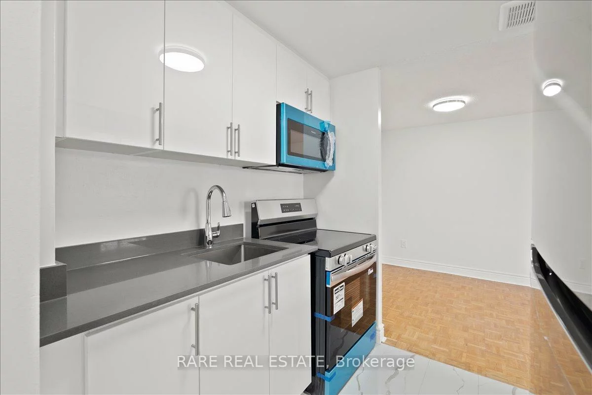 7555, Goreway, Malton, Mississauga