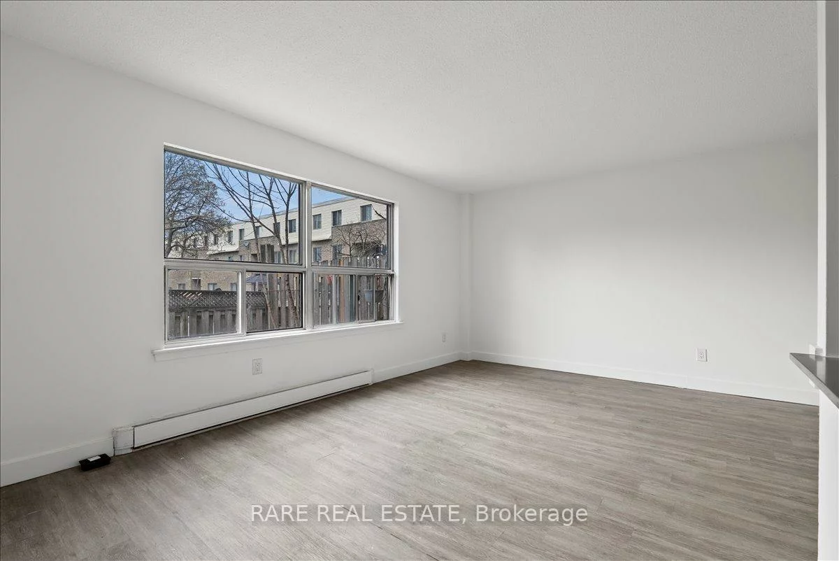 7555, Goreway, Malton, Mississauga