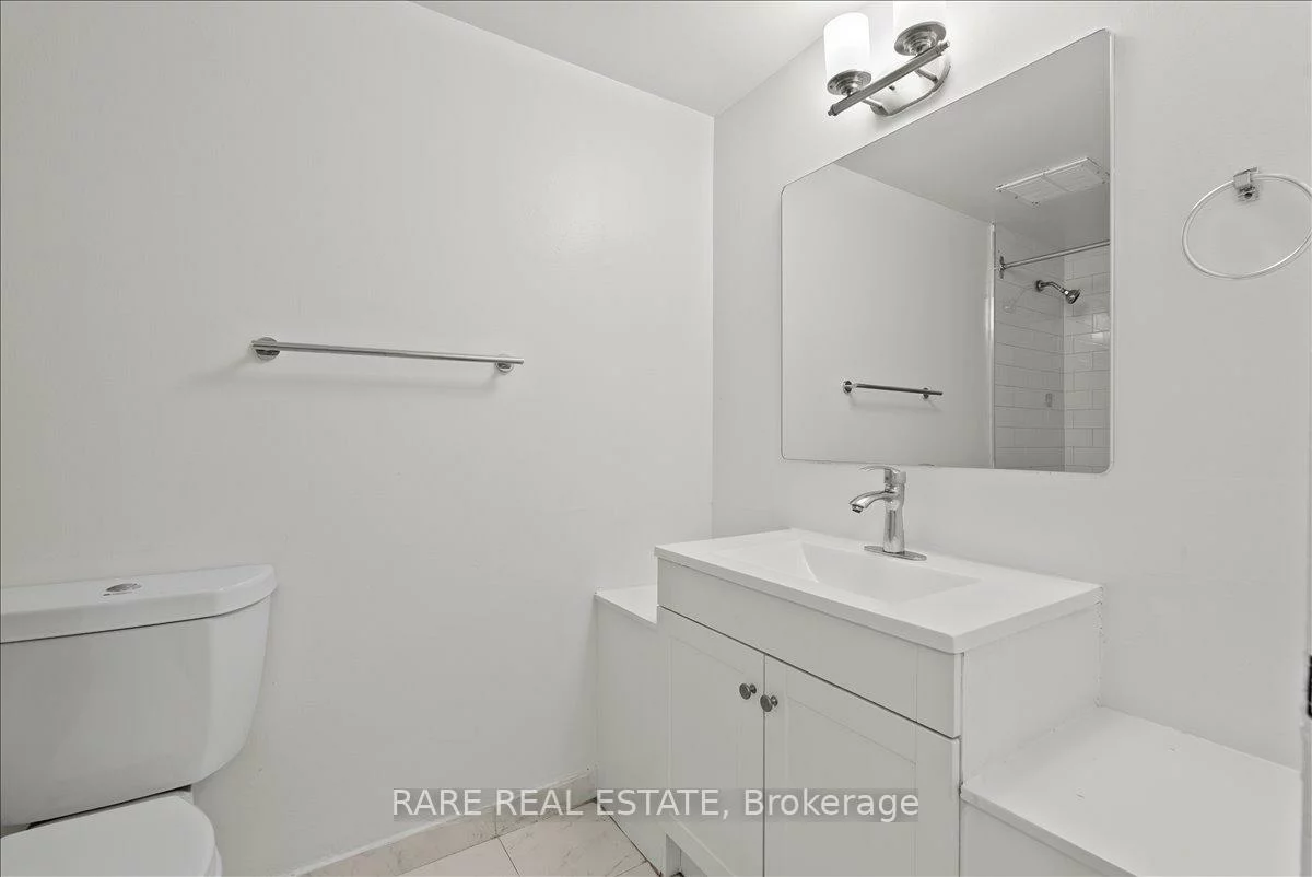 7555, Goreway, Malton, Mississauga