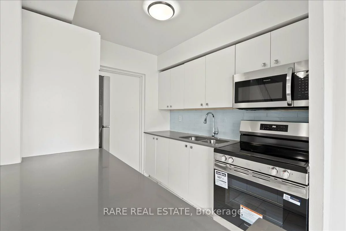 7555, Goreway, Malton, Mississauga