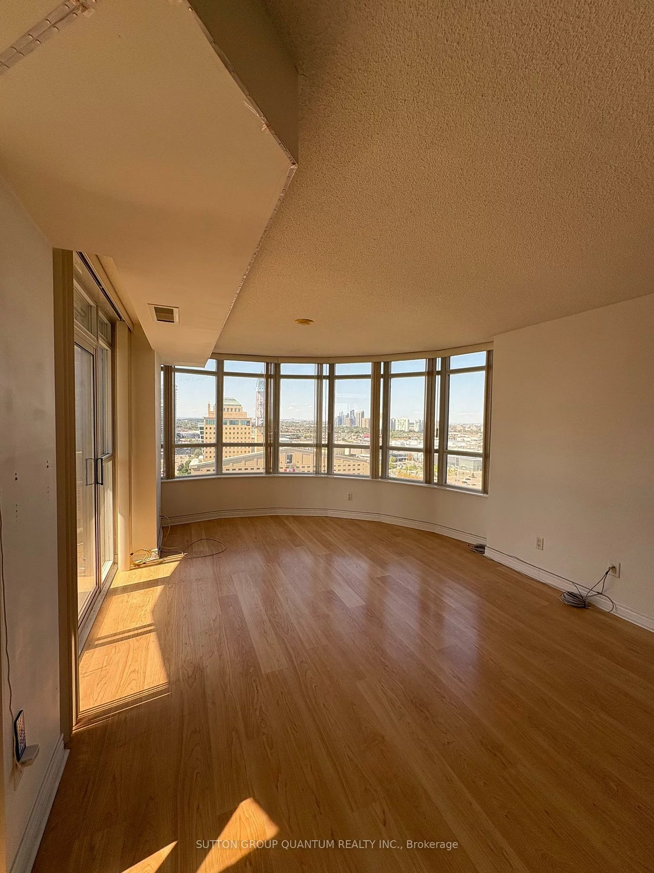 310, Burnhamthorpe, City Centre, Mississauga