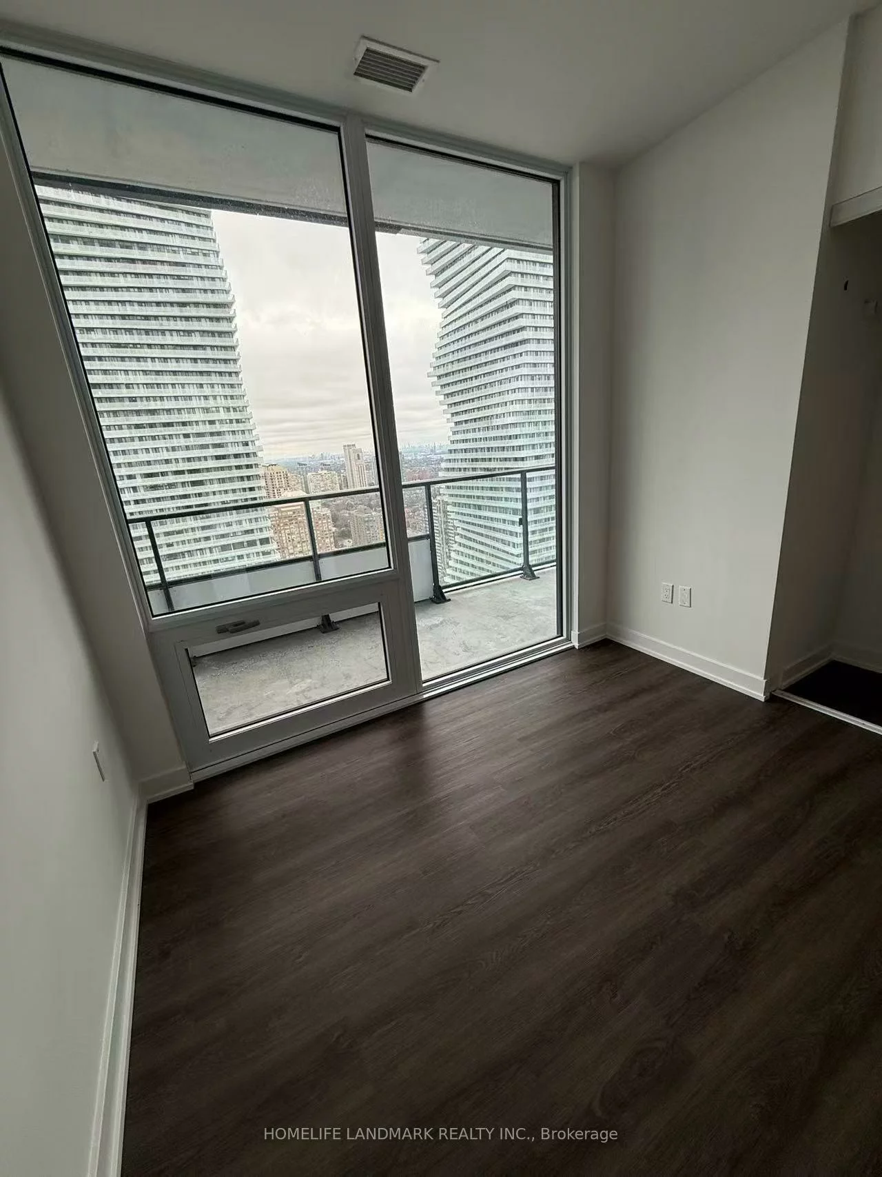 448, Burnhamthorpe, City Centre, Mississauga