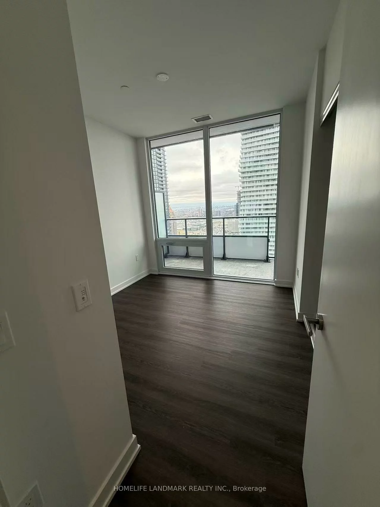 448, Burnhamthorpe, City Centre, Mississauga