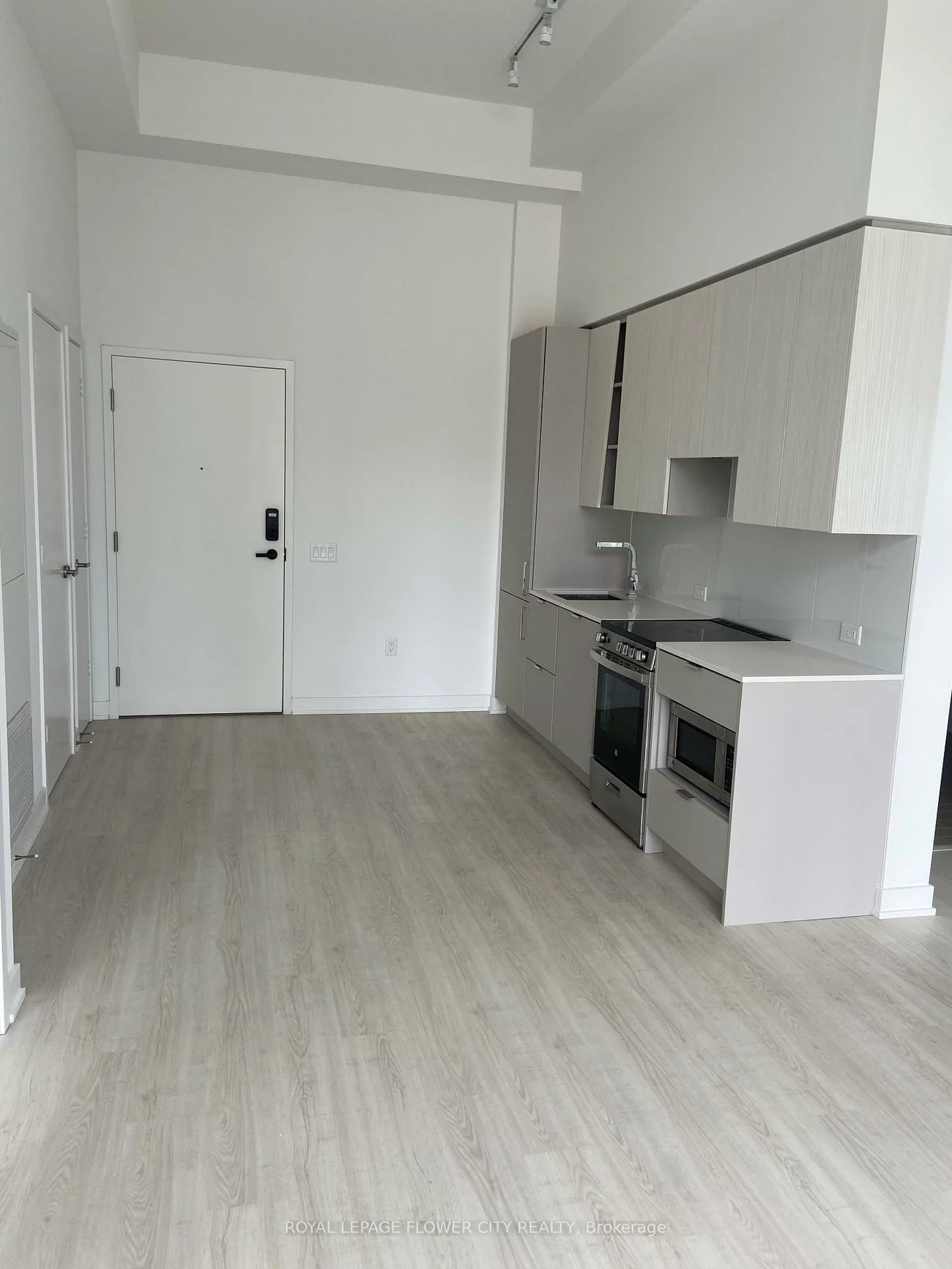 3883, Quartz, City Centre, Mississauga