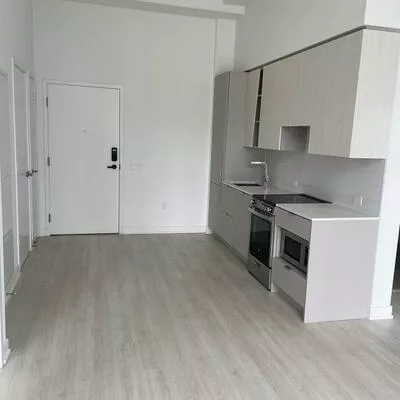 3883, Quartz, City Centre, Mississauga